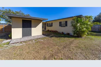 4603 S Shamrock Road, Tampa, FL 33611 - Photo 18