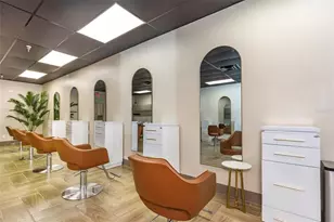 2554 E Bearss Ave, Tampa, FL 33613 - Photo 4