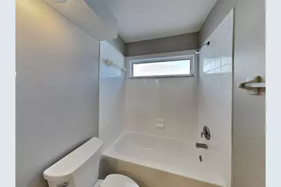 [Address not provided], Tampa, FL 33624 - Photo 12