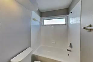 [Address not provided], Tampa, FL 33624 - Photo 12