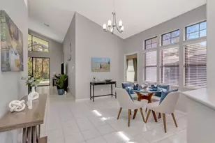 889 Crestridge Cir, Tarpon Springs, FL 34688 - Photo 12