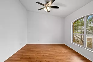 11301 Andy Dr, Riverview, FL 33569 - Photo 4