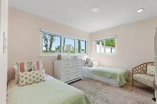 1112 38th Ave NE, Saint Petersburg, FL 33704 - Photo 20