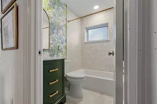 1112 38th Ave NE, Saint Petersburg, FL 33704 - Photo 22