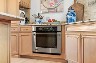 1112 38th Ave NE, Saint Petersburg, FL 33704 - Photo 12