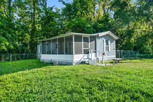 1940 Cr 428, Lake Panasoffkee, FL 33538 - Photo 1