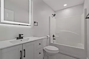 4518 Ashburn Square Dr, Tampa, FL 33610 - Photo 24