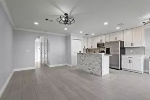 4518 Ashburn Square Dr, Tampa, FL 33610 - Photo 6