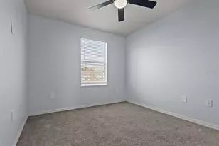 4518 Ashburn Square Dr, Tampa, FL 33610 - Photo 20