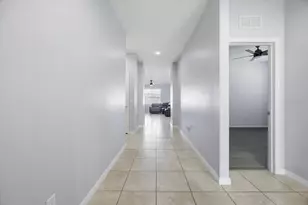 5118 Claremont Ct, Polk City, FL 33868 - Photo 4