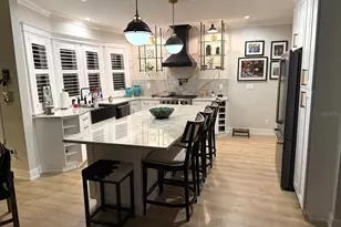 2500 Burlington Ave N, Saint Petersburg, FL 33713 - Photo 6