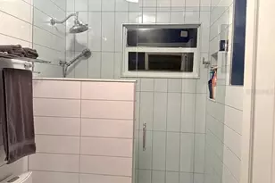 2500 Burlington Ave N, Saint Petersburg, FL 33713 - Photo 14