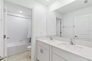 35132 Ackley Trce, Zephyrhills, FL 33541 - Photo 18