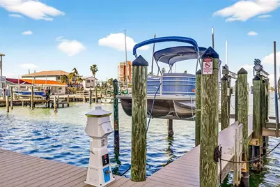 17717 Gulf Boulevard #401, Redington Shores, FL 33708 - Photo 2