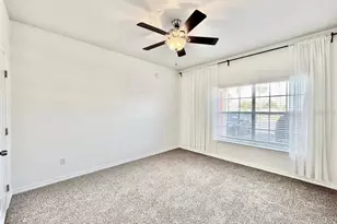 4345 Bayside Village Dr, Tampa, FL 33615 - Photo 10