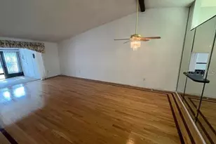 1725 Pine Ridge Way E, Palm Harbor, FL 34684 - Photo 10