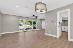 2161 Wateroak Dr N, Clearwater, FL 33764 - Photo 26