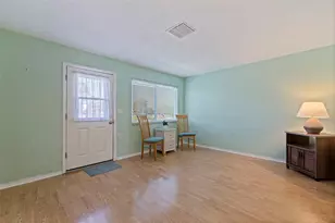 8221 112th St, Seminole, FL 33772 - Photo 8