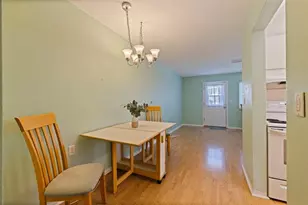 8221 112th St, Seminole, FL 33772 - Photo 12