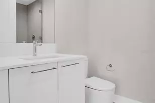 275 1st Ave S, Saint Petersburg, FL 33701 - Photo 36