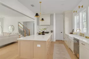 125 24th Ave SE, Saint Petersburg, FL 33705 - Photo 12