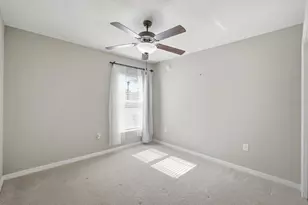 212 Serena Ridge Dr, Seffner, FL 33584 - Photo 18