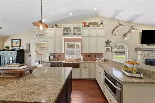 808 Old Welcome Rd, Lithia, FL 33547 - Photo 16