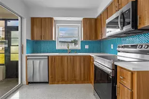 829 89th Ave N, Saint Petersburg, FL 33702 - Photo 6