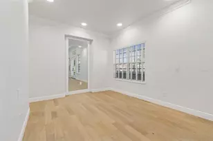 18909 Apian Way, Lutz, FL 33558 - Photo 8