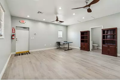 2820 N 34th Street, Tampa, FL 33605 - Photo 16