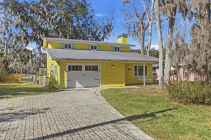 3644 N Hiawatha Terrace, Crystal River, FL 34428 - Photo 2