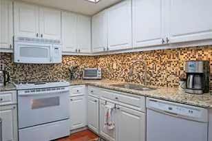 100 Pierce St, Clearwater, FL 33756 - Photo 14