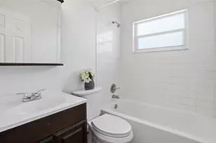 3018 16th Ave S, Saint Petersburg, FL 33712 - Photo 14