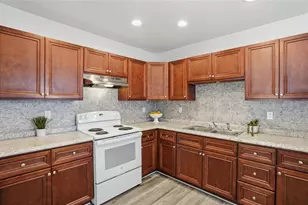 3018 16th Ave S, Saint Petersburg, FL 33712 - Photo 10