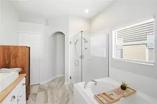 1129 Emerald Hill Way, Valrico, FL 33594 - Photo 12