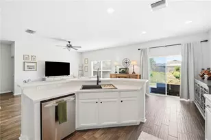 1129 Emerald Hill Way, Valrico, FL 33594 - Photo 10