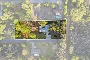 1045 N Fan Palm Point, Crystal River, FL 34429 - Photo 4