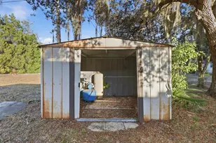 1045 N Fan Palm Point, Crystal River, FL 34429 - Photo 40