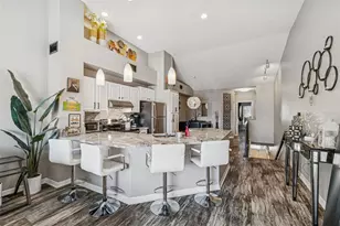 854 Normandy Trace Rd, Tampa, FL 33602 - Photo 8