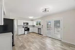 11176 Montcalm Rd, Spring Hill, FL 34608 - Photo 24