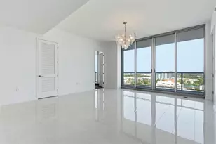 400 Central Ave, Saint Petersburg, FL 33701 - Photo 4