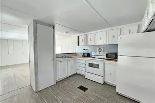 503 Longfellow Blvd, Lakeland, FL 33801 - Photo 6