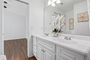 11106 Windpoint Dr W, Tampa, FL 33635 - Photo 28