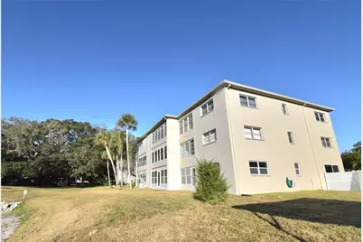 841 Patricia Avenue #202, Dunedin, FL 34698 - Photo 2