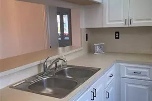 5532 La Puerta Del Sol Blvd, Saint Petersburg, FL 33715 - Photo 4