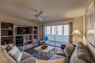 1055 W Peppertree Dr, Sarasota, FL 34242 - Photo 6