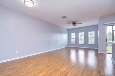 1019 Tullamore Drive, Wesley Chapel, FL 33543 - Photo 8