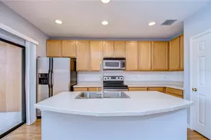 1019 Tullamore Dr, Wesley Chapel, FL 33543 - Photo 16