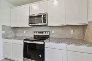 3855 Capri Coast Dr, Plant City, FL 33565 - Photo 4