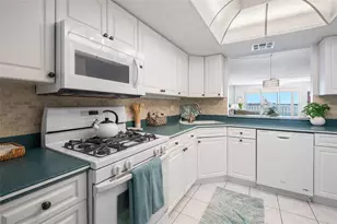 6060 Shore Blvd S, Gulfport, FL 33707 - Photo 30